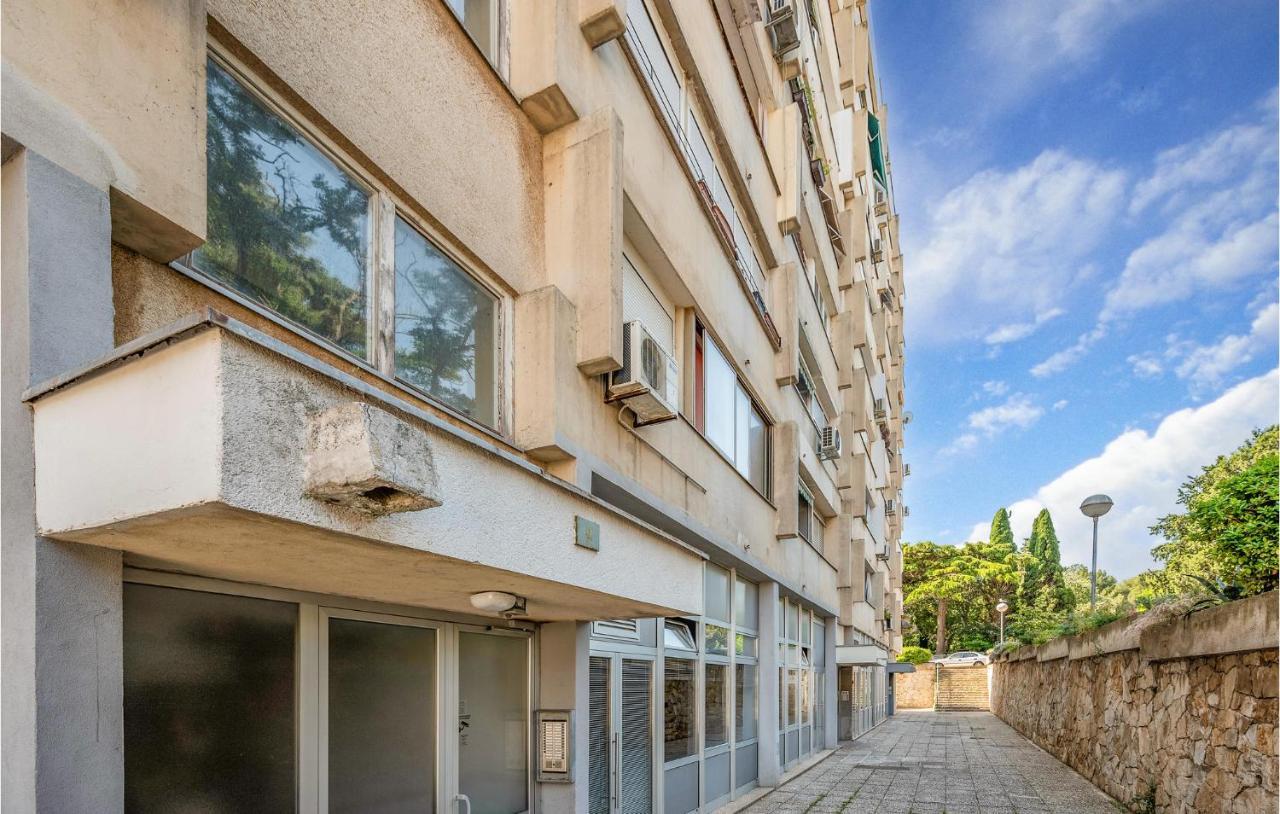 1 Bedroom Lovely In Apartman *